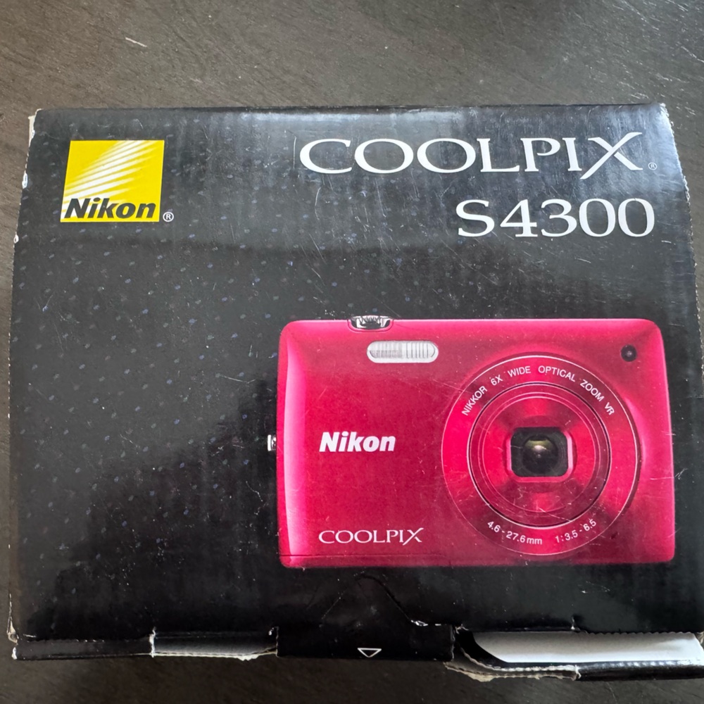 Nikon COOLPIX S4300 Digital Camera - Pink